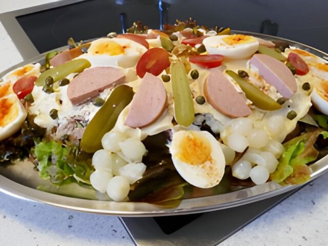 SALAT OLIVJÉ .