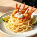 Scampi’s met aardappel-spaghetti
