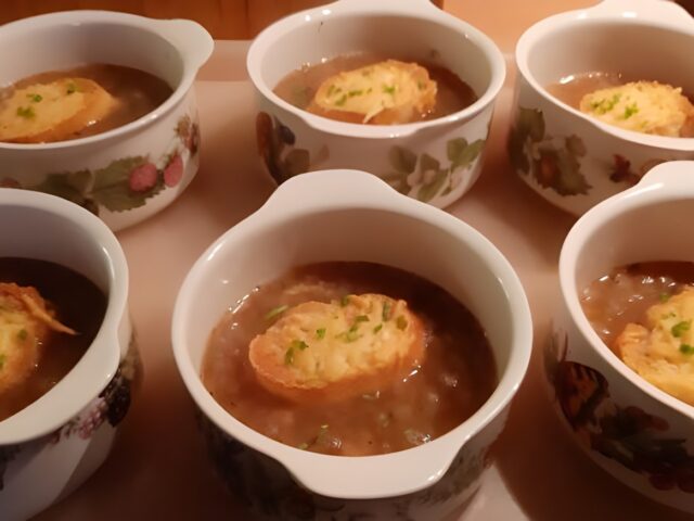Sjalottensoep met kaascroutons