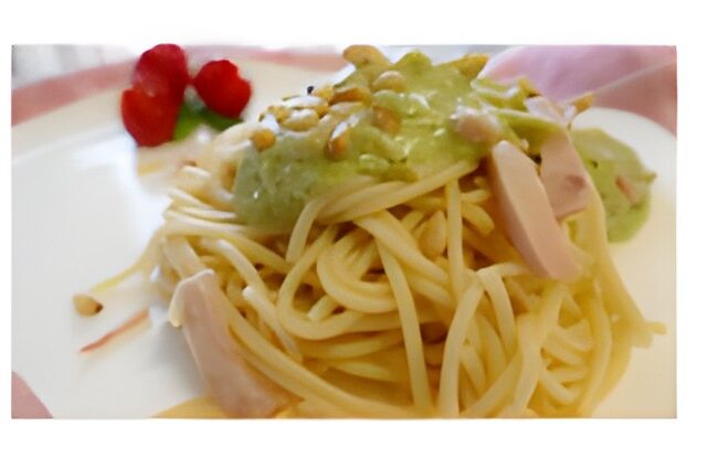 Spaghetti met broccoli-boursinsaus van mijn dochter