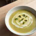 Spruitjessoep met aardappelen