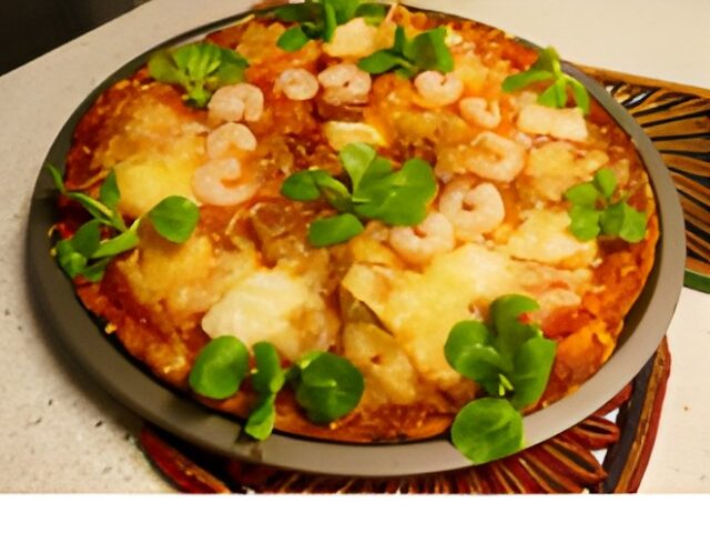 Surf en Turf Pizza met Grote Garnalen, Chorizo en Kabeljauw