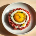 Tartaar van rundvlees met picklesmayonaise