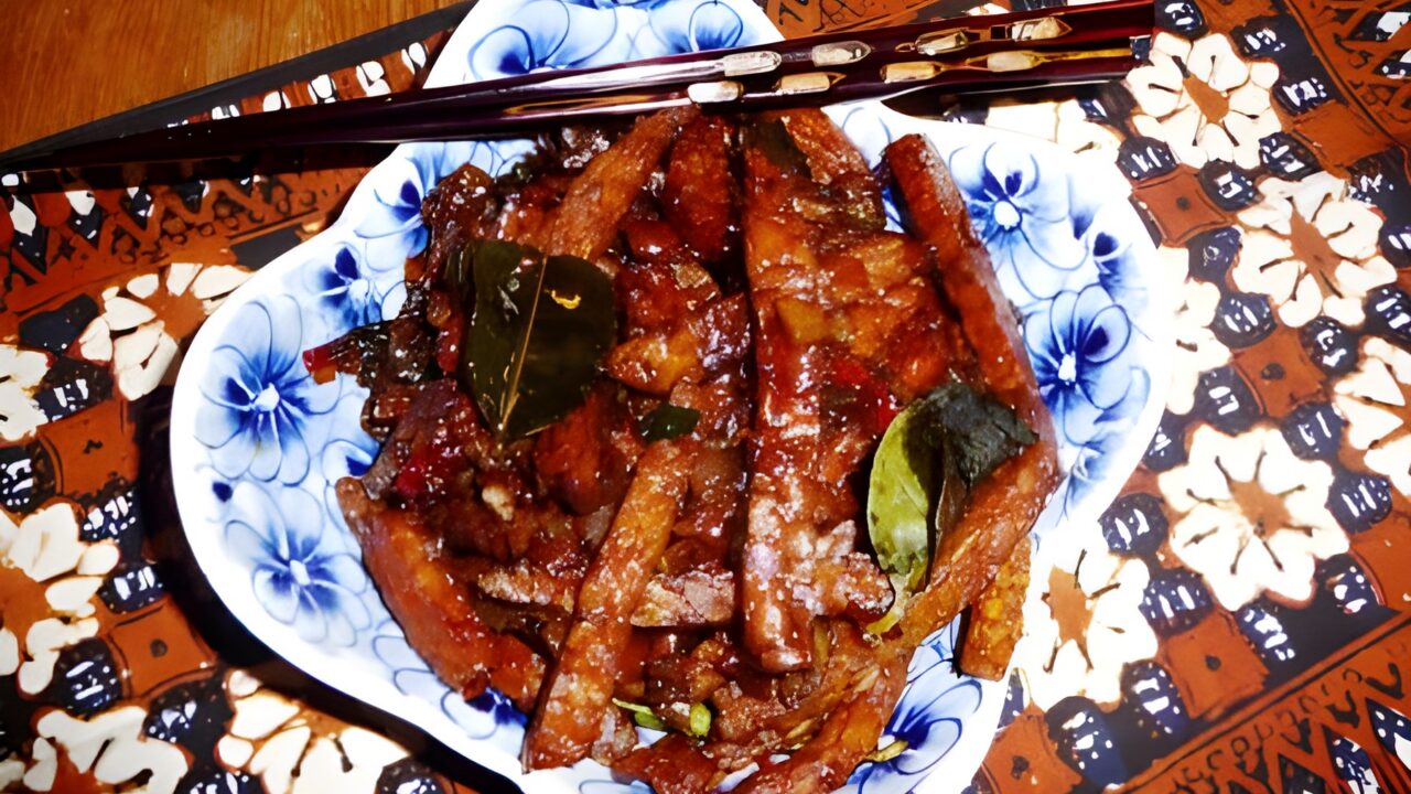 Tempeh manis (van de Balinese kookles)