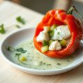 Tomaat gevuld met tongschar en zuringsaus