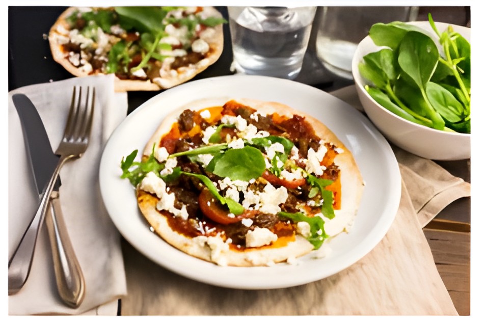 Tortizza met feta en gehakt