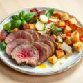 Toscaansesalade met lamsfilet en pecorino-kaas