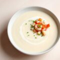 Velouté van asperges met salsa van grijze garnalen