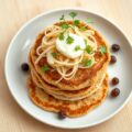 Volkoren pannenkoekjes met zuurkool en waterkers