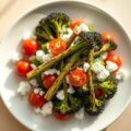 Warme BIMI met feta salade