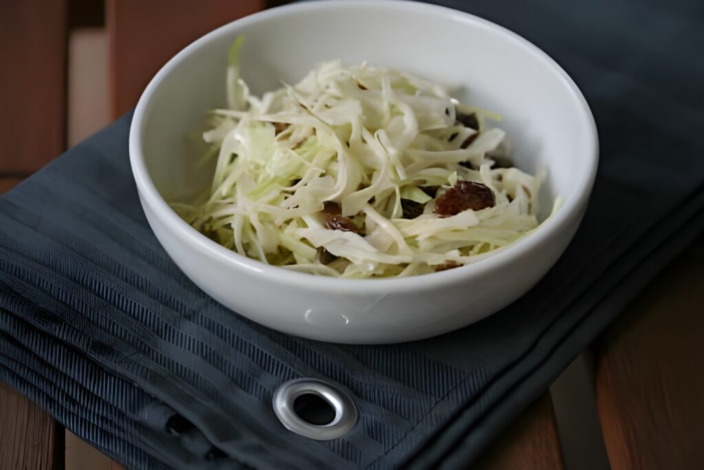 Witte koolsalade met feta en heerlijke dressing