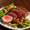 Zachte hertenfilet met kruidige sperzieboontjes