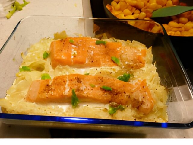 Zalm op een bedje van romige venkel uit de oven
