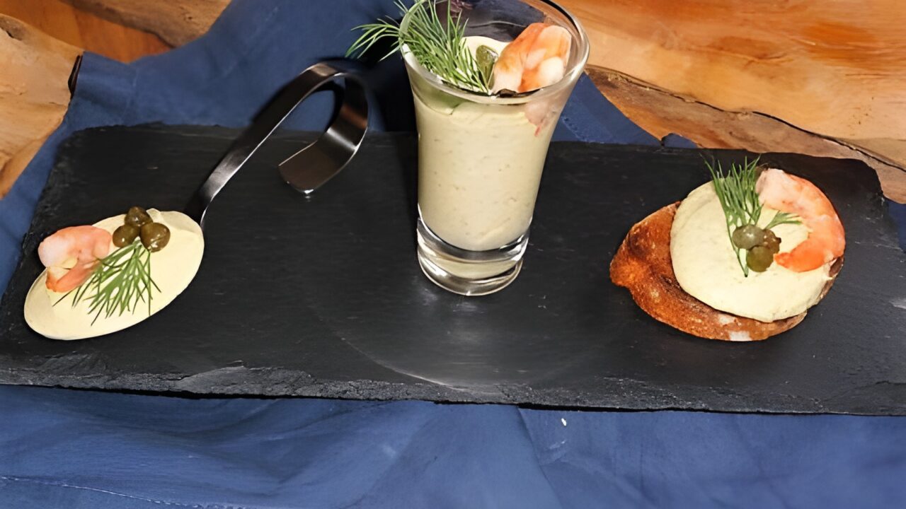 Zalmmousse met roomkaas en dille