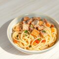 Zalmpasta met groente naar keuze
