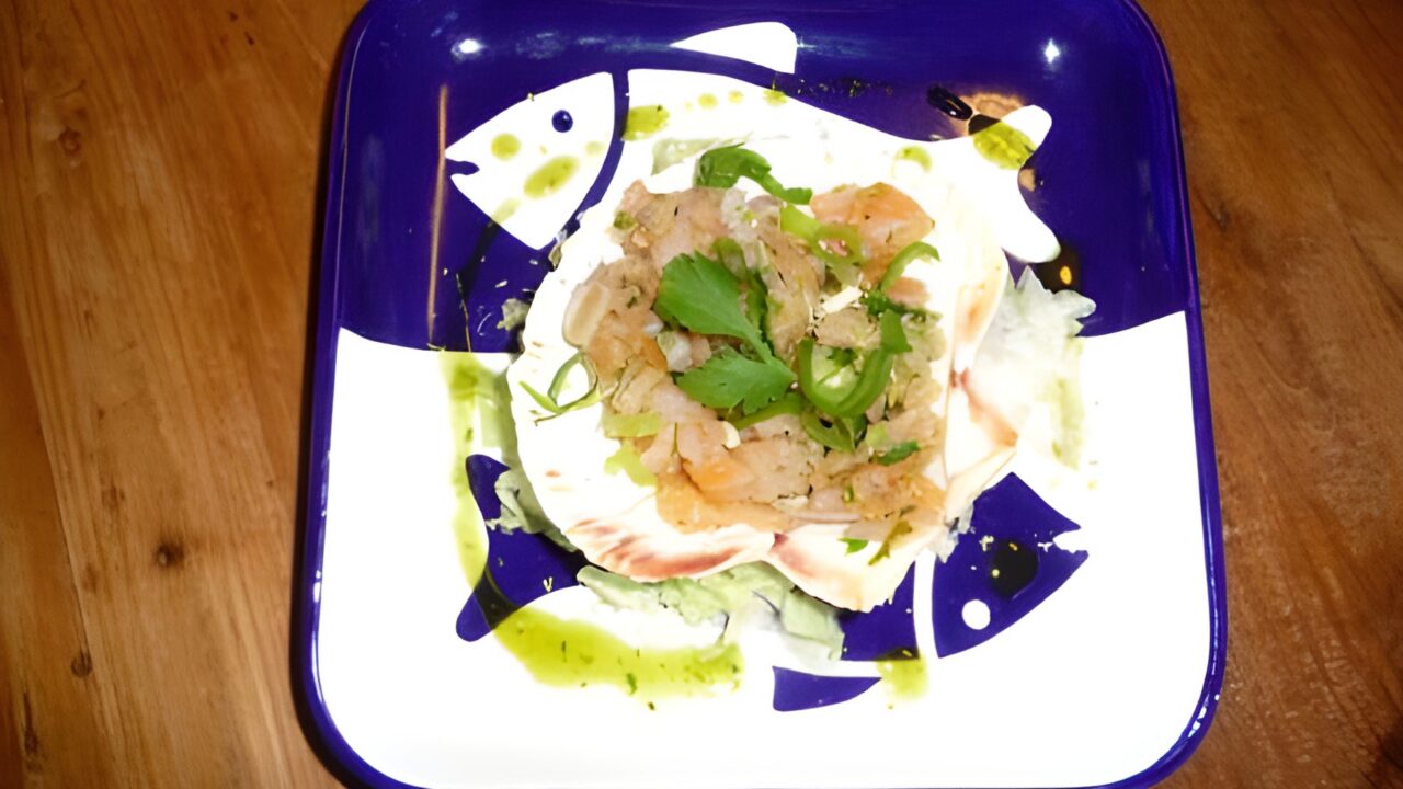 Zalmtartaar van gerookte zalm