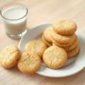 Zoete aardappelkoekjes met melk