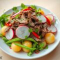 Zomerse salade met stoofvlees