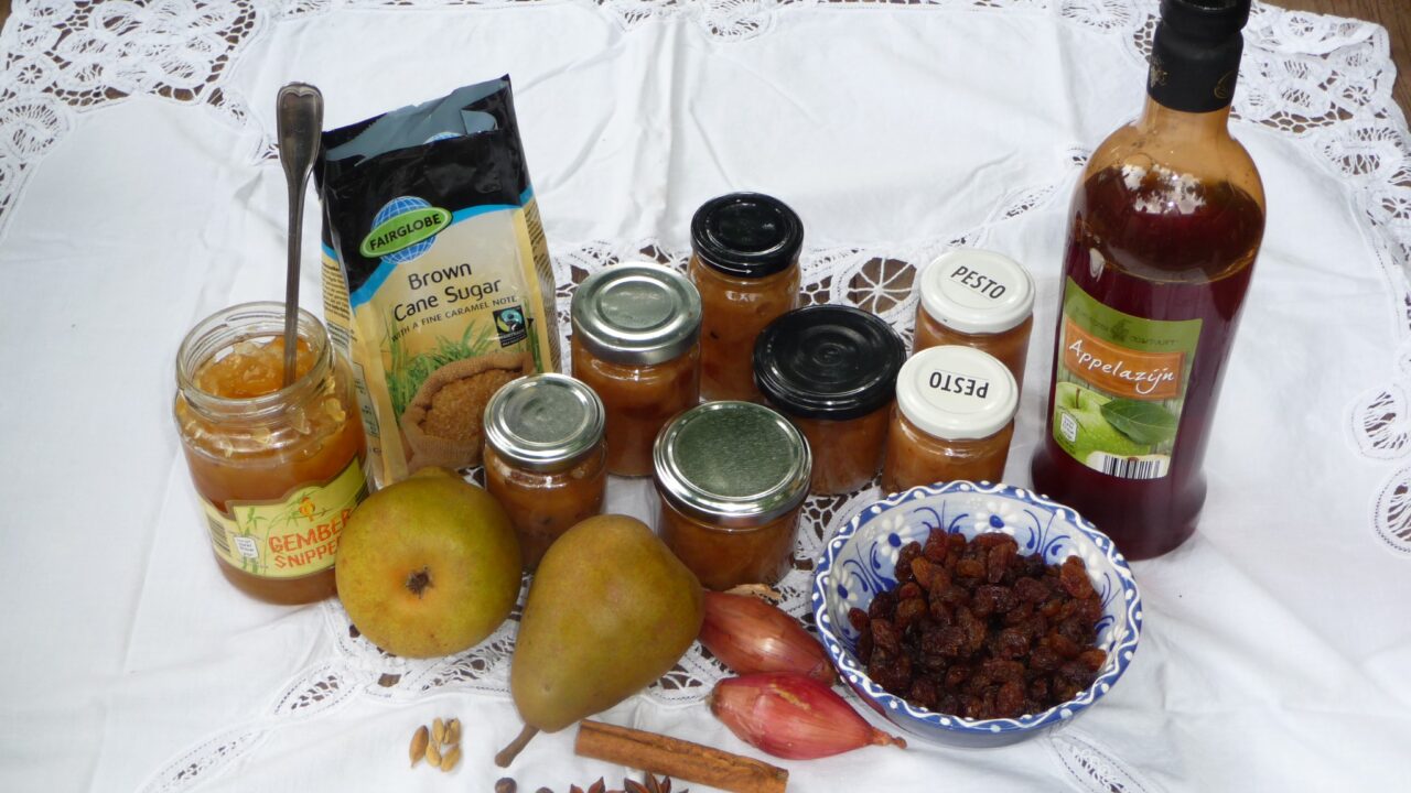 Kruidige perenchutney, foto 1
