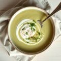 Aardappel-kervelsoep