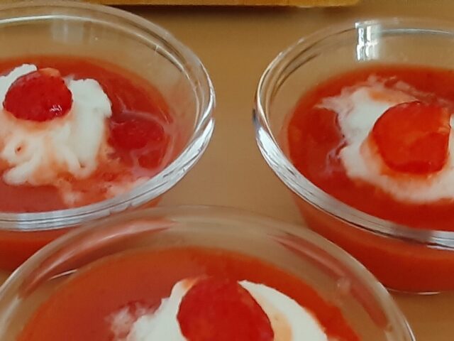 Aardbeiensoep met limoncello