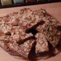 Amandel-speculaaskoekjes van de bakplaat