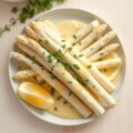 Asperges met dragonsaus
