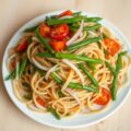 Bamie met sperziebonen