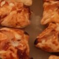 Bladerdeegvierkantjes met geitenkaas en vijgenjam