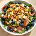 Blauwe kaassalade met blauwe bessen en (zieopm)