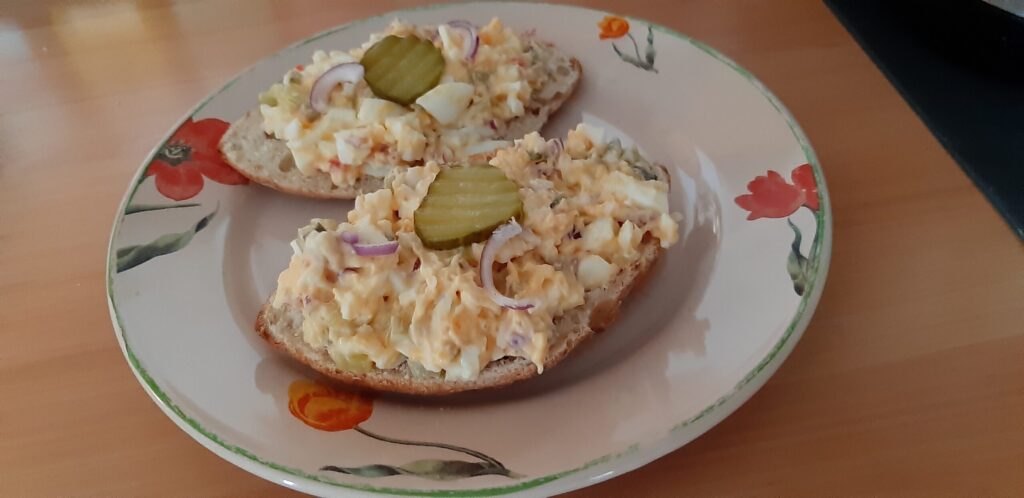 Broodje eiersalade met Sandwichspread