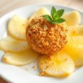 Carpaccio van ananas en gefrituurd ijs