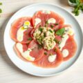 Carpaccio van kalfsvlees met tonijn