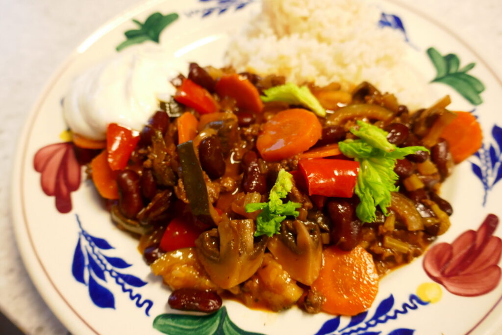 Chili met veel smakelijke groente
