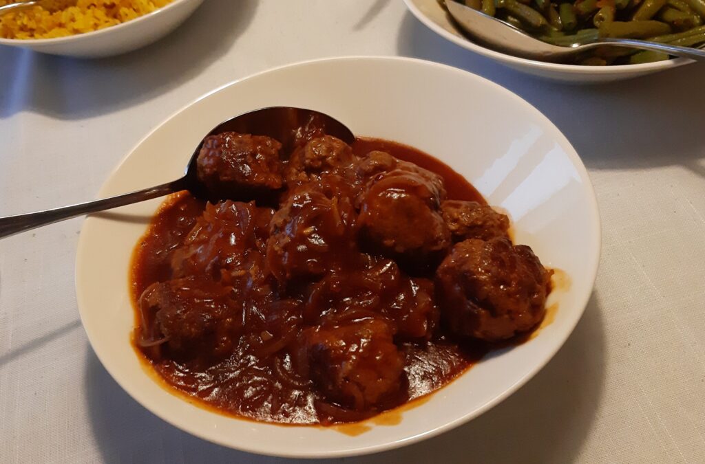 Chinese gehaktballetjes in een hele lekkere saus