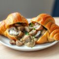 Croisantje gevuld met ragout