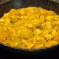 Curry van kipfilet met paprika en mango chutney