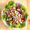 Druivensalade met kip en geitenkaas