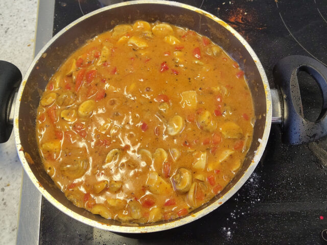 Eenvoudige kip stroganoff