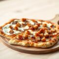 Flammkuchen met ui en spekjes