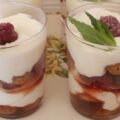 Frambozentiramisu in een glaasje