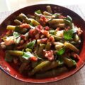 Franse sperziebonensalade met walnoten, bacon en roquefort