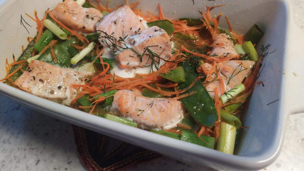 Frisse Voorjaarsgroente Ovenschotel met Zalm