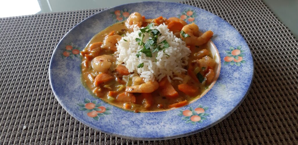 Garnalen in een verrukkelijke mango-chutneysaus