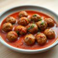 Gehaktballetjes met tomatensaus