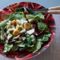 Pittige sla met appel, banaan en gember, lekker bijgerecht bij een Oosterse maaltijd