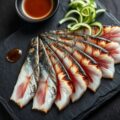 Geschroeide sashimi van makreel