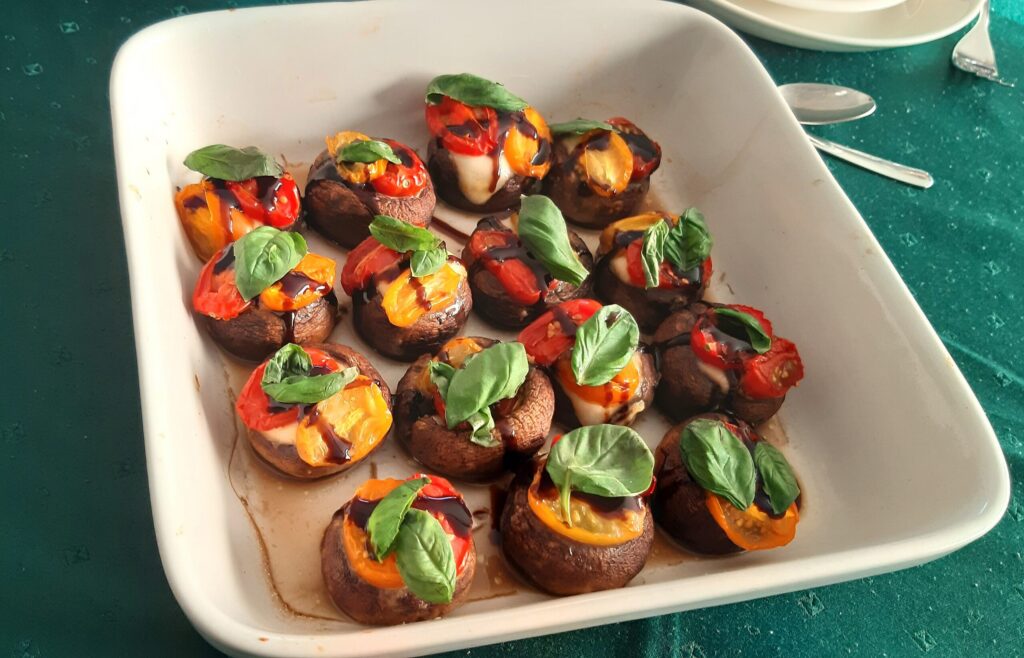 Gevulde champignons caprese