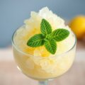 Granita di limone (citroen-ijsdrank)