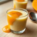 Griesmeelpudding met mangosaus